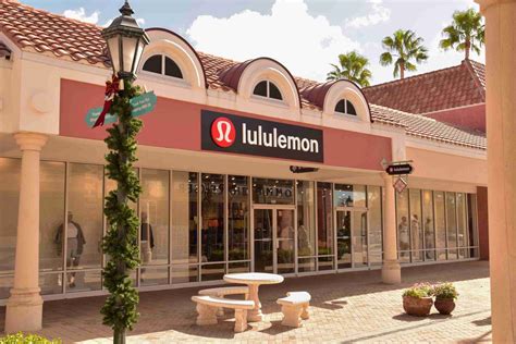 lululemon miromar outlets.